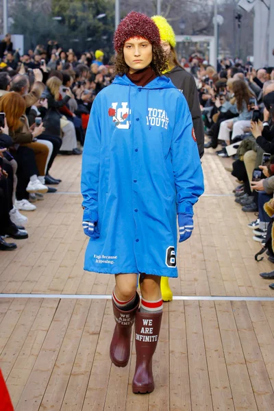 Look 56